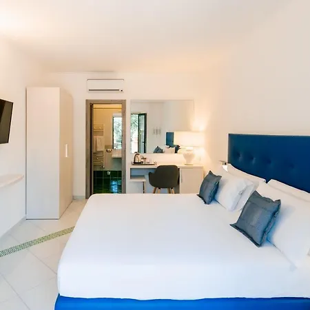 מלון דירות Sant'alfonso 4*