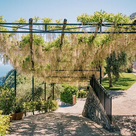 Sant'alfonso Apartahotel *