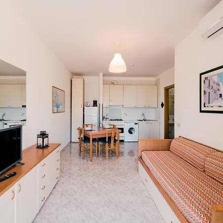 Ξενοδοχείο με διαμερίσματα Sant'alfonso 4*