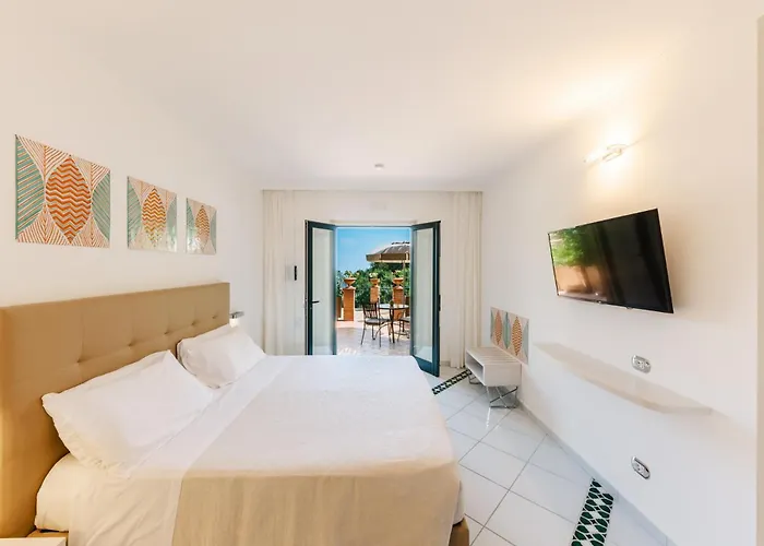 Sant'alfonso Aparthotel 4*